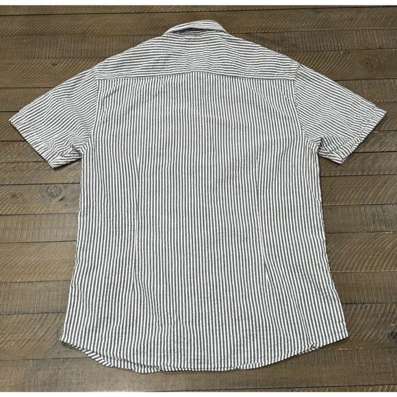 Artistry in Motion - Slim Fit Striped Button Down Short Sleeve Shirt - Men’s M - Picture 7 of 9
